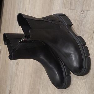 Zara - Leather Lug Ankle Boots - Black - Women